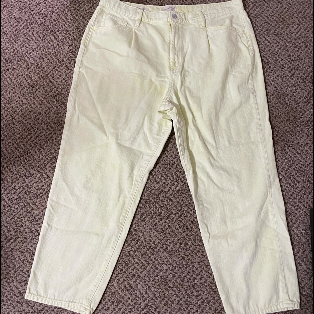 Universal Thread Yellow Vintage Straight Leg Jeans